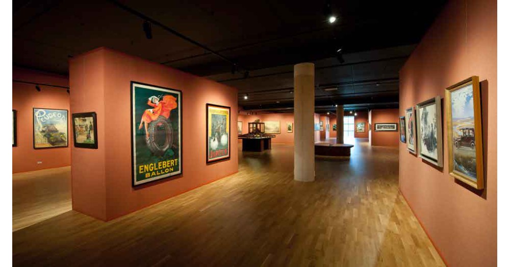 Galerijen en musea - Betrouwbaar ophangen plus een snelle omschakeling